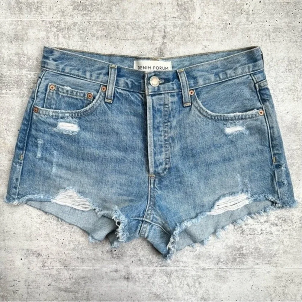 Denim Forum The Ex Boyfriend Distressed Denim Short Size 24